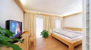 tx HOTEL - Image 2