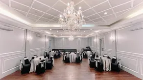 New Surya Hotel - Image 5
