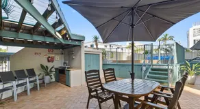 Sunshine Towers Boutique Apartments - Image 5