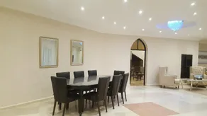 king villa 4 bedroom - Image 4