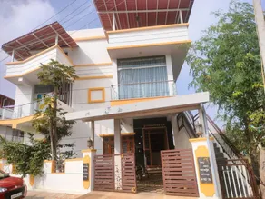 Aarabhi Stay - Pet friendly(With AC) - Image 3