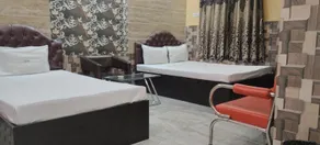 Hotel Nest Park Street - Image 2