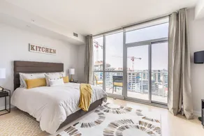 Maple Leaf Suites - Image 2