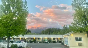 Cold Creek Inn - Image 4