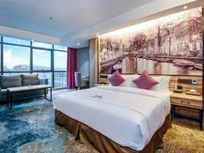 Wiesel Hotel - Image 2