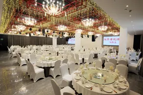 Runhua Junyue Hotel - Image 2
