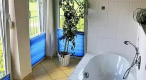 09 Tolle große Wohnung mit Kamin und Terrasse - Image 4