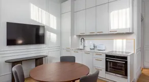 Roze Center Apartments - Image 5