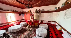 Rooms Merlika -Inside the Castle- - Image 2