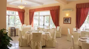 King's House Hotel Resort - Image 2