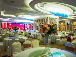 Xingang International Hotel - Image 5
