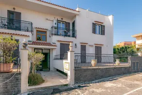 Easy Welcome Residenza Ortensia Appartamento Paola - Image 4