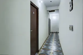 Hotel O by OYO Swagat - Image 5