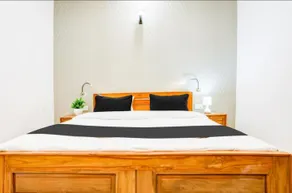 The Grand Blue Hotel - Image 5
