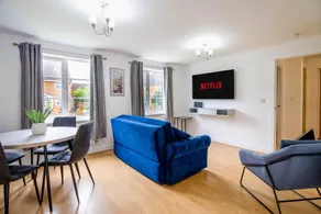 Clover Field Apartment I 2 Bedrooms 2 Bathrooms I Excellent Location I x2 Allocated Parking Spaces I Sky TV I By Yoko Property - Image 2