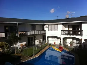Hawks Inn Motel - Image 2