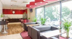 Travelodge London Twickenham - Image 3