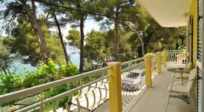 Apartments Tojcic, 1 min walk to the beach - Image 5