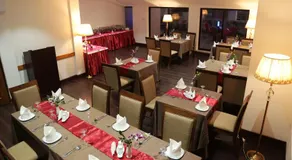Civic Inn - Image 2