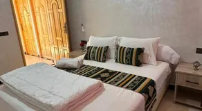 Apartment with Pool & Kasbah View - Image 2
