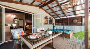 Hidden Valley Eco Spa Lodges & Day Spa - Image 3