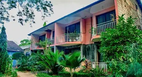 PRIMESHADE GUESTHOUSE - Image 3