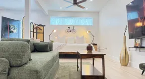 Studio Havana, Peaceful riverside retreat - Image 2