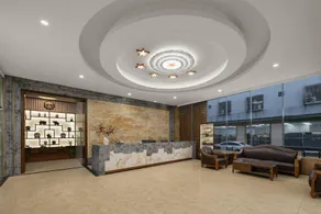 Xinhao Business Hotel - Image 3
