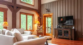 Chasing Sunsets: A Cozy 2-Bedroom Cabin in Smoky Mts with Stunning Mountain Views. - Image 2