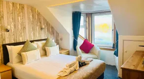 Rowantreebank Bed and Breakfast - Image 2