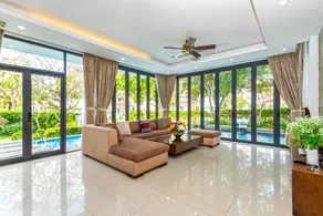 Memories Holiday beach villa Da Nang - Image 3