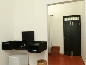 Mayas Beach House - Image 4