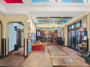 Guangan Linshui Fengge Fashion Hotel - Image 4