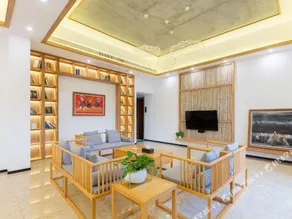 Haikou Fangyuan International Art House - Image 2