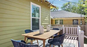Charming Craftsman close by Bishop Arts & Downtown - Image 5