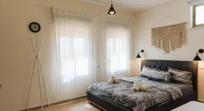 אבן על הנחל - Image 2