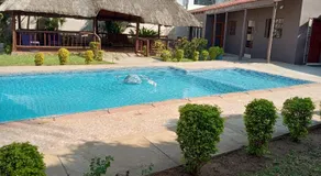 Sparkle Guest House - Self-Catering, Pool, Garden - Image 3
