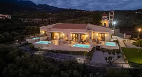 A V Luxury Apartments with Private Pools - Image 4