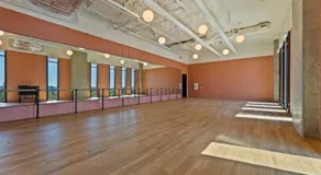 Sentral Forme Houston - Image 5