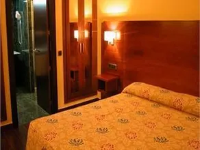 Hotel Hidalgo - Image 4