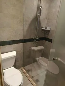 I hotel - Image 4