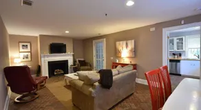 321 E Congress Garden - Image 2