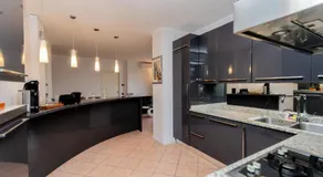 VivimiHome-Norico 2 Bedrooms 2 Bathrooms with Balcony - Image 4