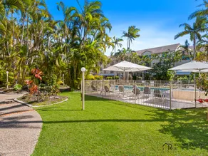 Miami Beachside Holiday Apartments - Image 3
