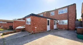 Oleon Apartments - Colchester - Image 5
