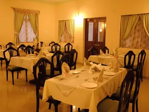 Hotel Sirsi Haveli - Image 3