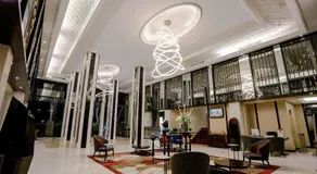 Emersia Hotel and Resort - Image 2