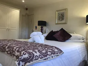 The Nobody Inn - Image 4