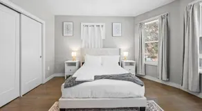 Luxury 3BR apt in Boston with Roku TV - Image 2