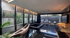 Orient Luxury Villa Motel - Image 4